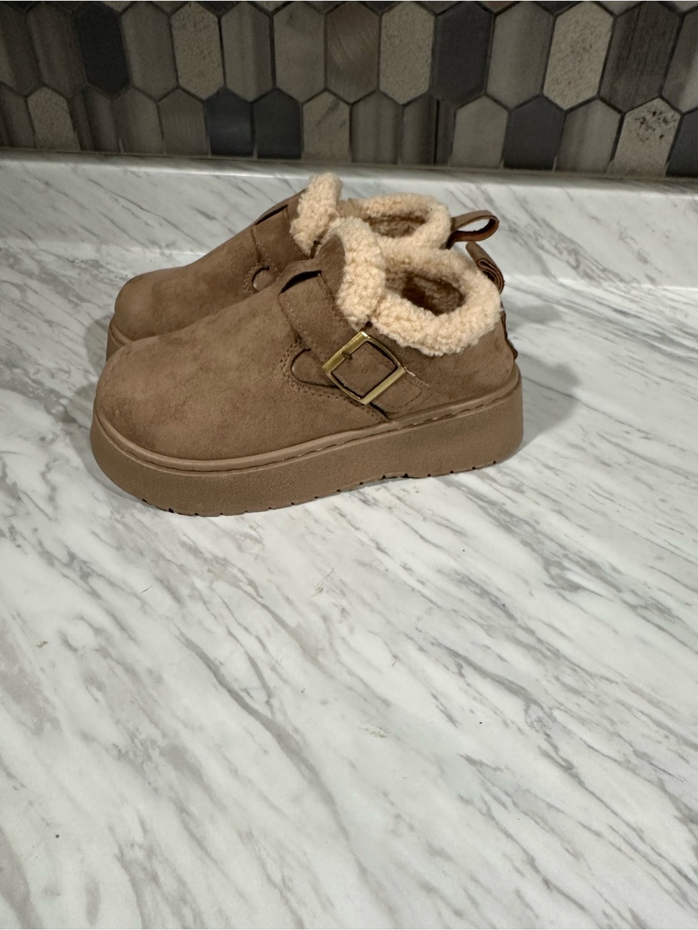 Women’s Cozy Buckle Slip-On Shoes - Brown